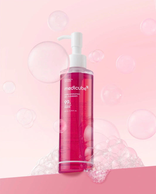 Medicube PDRN Pink Cica Gel Foam Cleansing –